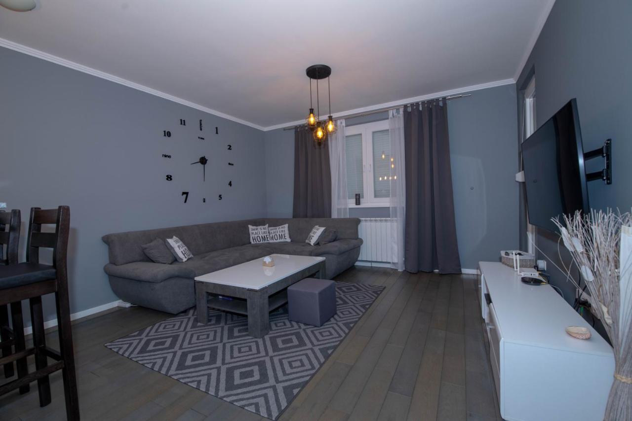 Athena Apartman Lukavica ภายนอก รูปภาพ