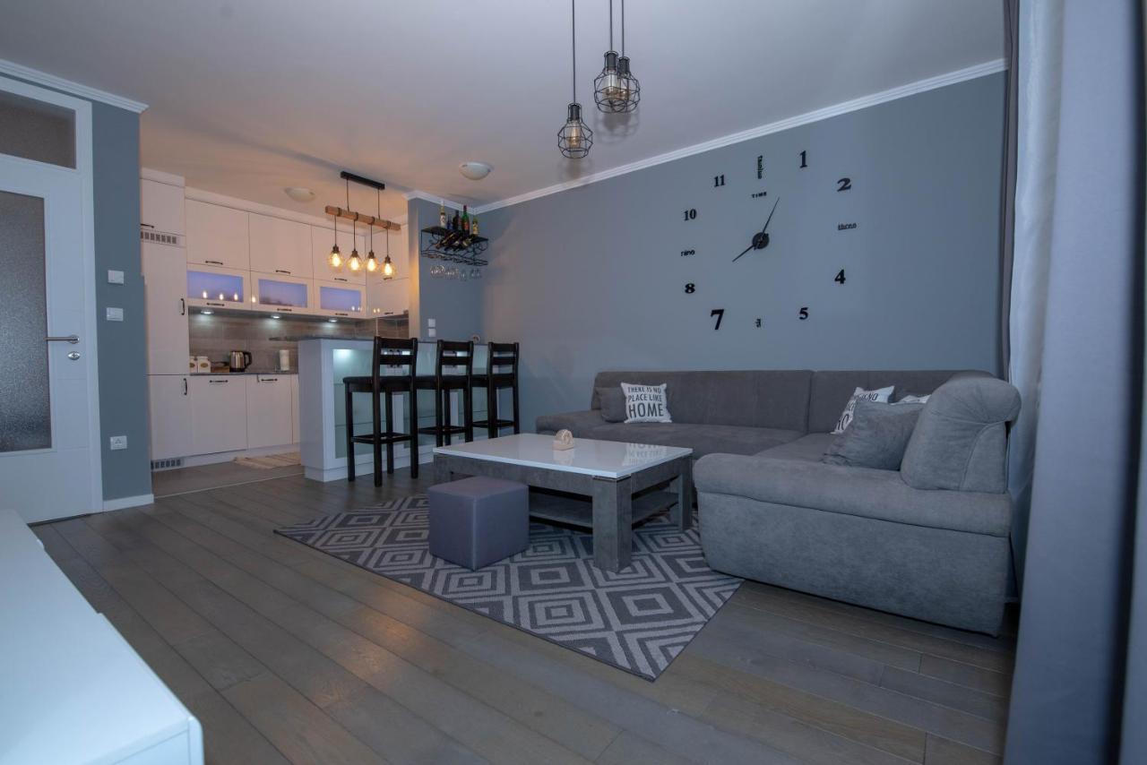 Athena Apartman Lukavica ภายนอก รูปภาพ