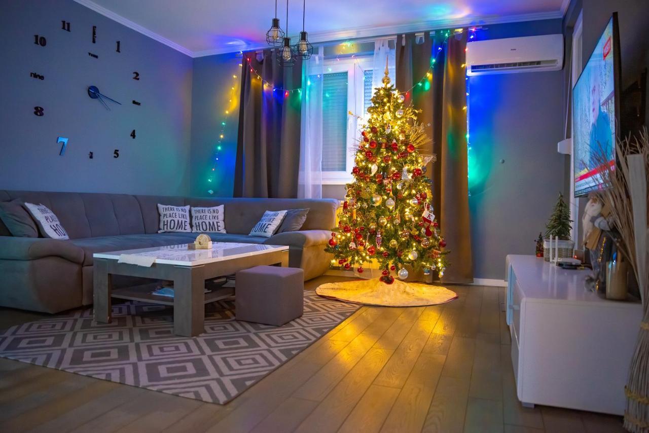 Athena Apartman Lukavica ภายนอก รูปภาพ